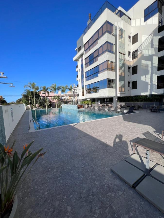 Cobertura Velejar Em Condominio Clube - Com Area De Lazer Governador Celso Ramos Exterior photo